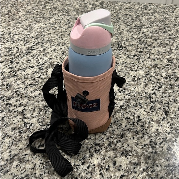Jansport Handbags - Jansport insulated Water Bottle Holder with Black Strap